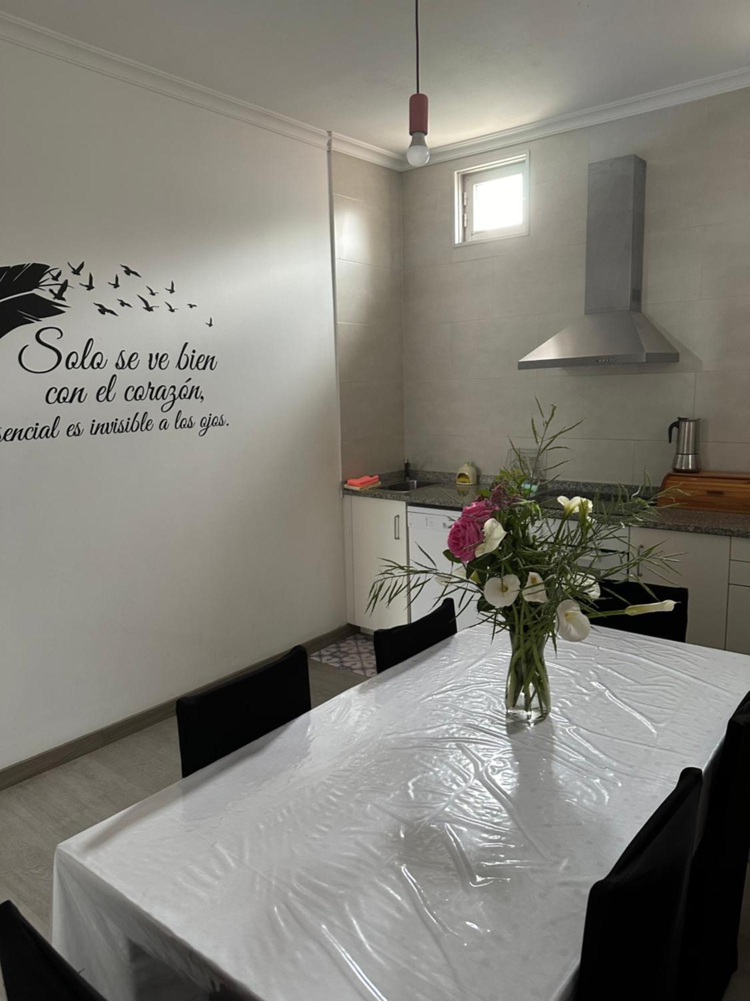 El Camino Apartment Laza Екстериор снимка